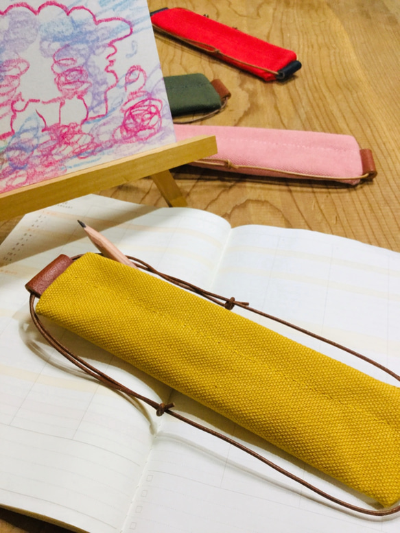 手帳とセットで持ち歩けるペンケース　倉敷帆布で作りました　桃色 6枚目の画像