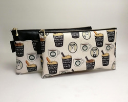 ポーチ　しろくまカフェ 生成ナチュラル色　マスクポーチ / 通帳入れ【受注製作】