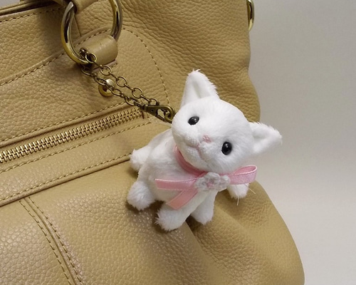 ぬいぐるみバッグチャーム「ちびにゃ」白猫 【受注製作】 バッグ