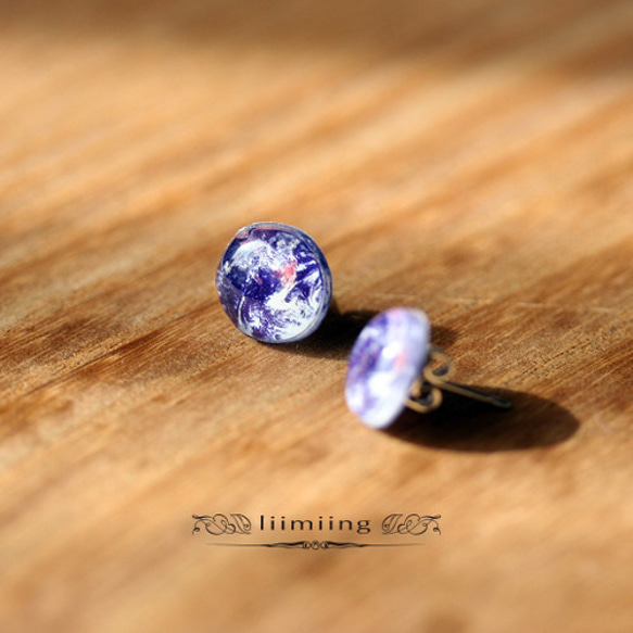 身に着ける惑星 地球のピアス ピアス（スタッド・一粒） liimiing 通販