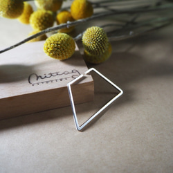 trapezoid earring_梯形耳骨環 925銀, 限量, 設計師, 訂製, 珠寶, 餐具 飾品 免運 第4張的照片