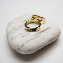 firm m ring k_堅毅m戒指k K金 對戒 婚戒 求婚戒 訂婚戒 限量 訂製 珠寶 公平貿易 結婚禮物 第3張的照片