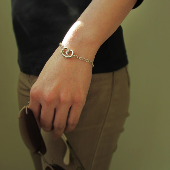 mittag BL305 brezel bracelet_德國結手鍊 925純銀 限量 設計師手做 附品牌原木珠寶盒 第2張的照片