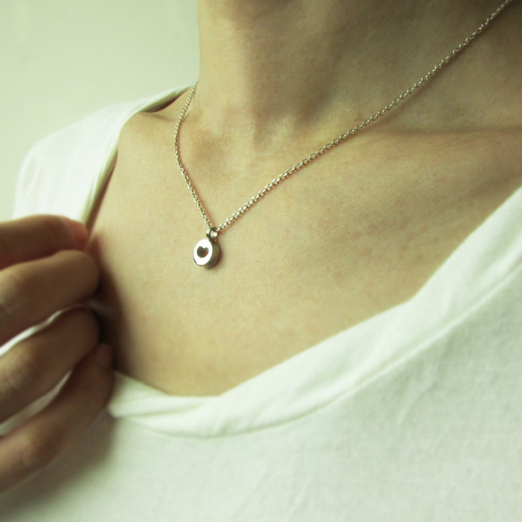 mittag NL702 round heart necklace_圓心項鍊 純銀 限量 設計師手做 附品牌原木珠寶盒 第2張的照片