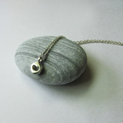 mittag NL702 round heart necklace_圓心項鍊 純銀 限量 設計師手做 附品牌原木珠寶盒 第5張的照片