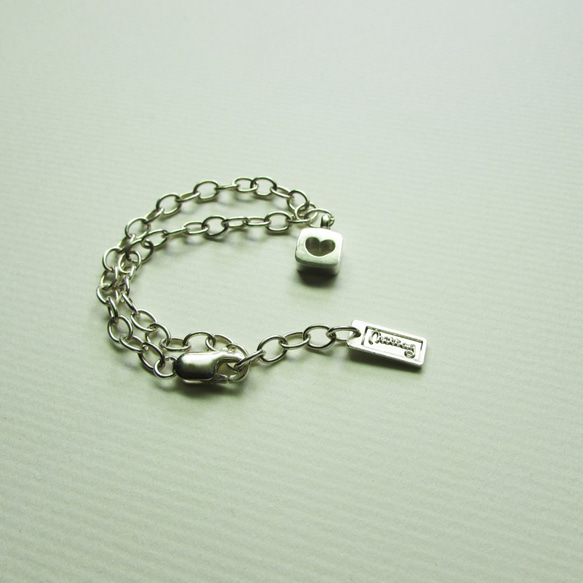 mittag BB803 bb square heart bracelet_bb方心手鍊 設計師手做 附品牌原木珠寶盒 第3張的照片