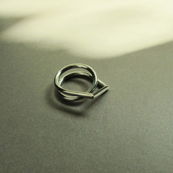 squre round ring_方圓戒指 925銀 限量 設計師手做 附品牌包裝 第6張的照片