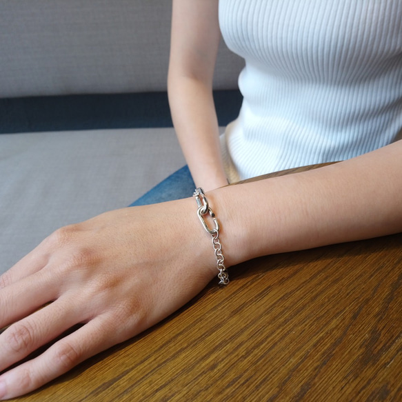buckle bracelet_雙扣手鍊 mittag 925純銀 限量 設計師手做 附品牌包裝 超取免運 第1張的照片