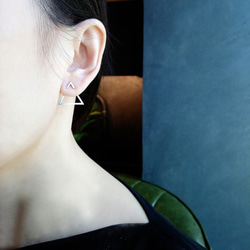 geometric earring_幾何耳環 925銀 限量 設計師手做 附品牌包裝 超取免運 一組三個 第2張的照片