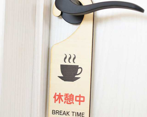 木製サインプレート ドアプレート 休憩中 ドアノブ ドアフック 吊り