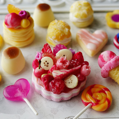 ミニチュアスイーツ　カラフルスイーツセット　ミニチュアフード　ハンドメイド ミニチュアスイーツ カラフルスイーツセット ミニチュアフード