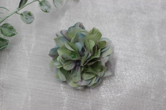 250　選べる♡　アジサイのふんわりミニコサージュ　　　　　卒業式　入学式　結婚式　パーティ　紫陽花　七五三 3枚目の画像