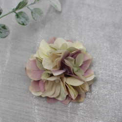 250　選べる♡　アジサイのふんわりミニコサージュ　　　　　卒業式　入学式　結婚式　パーティ　紫陽花　七五三 4枚目の画像