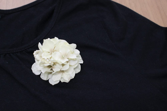 250　選べる♡　アジサイのふんわりミニコサージュ　　　　　卒業式　入学式　結婚式　パーティ　紫陽花　七五三 9枚目の画像