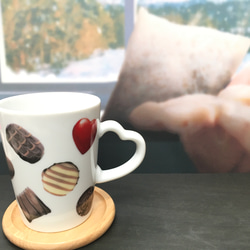 チョコレート ハートの持ち手 マグカップ 1枚目の画像