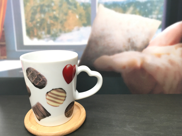 チョコレート ハートの持ち手 マグカップ 1枚目の画像