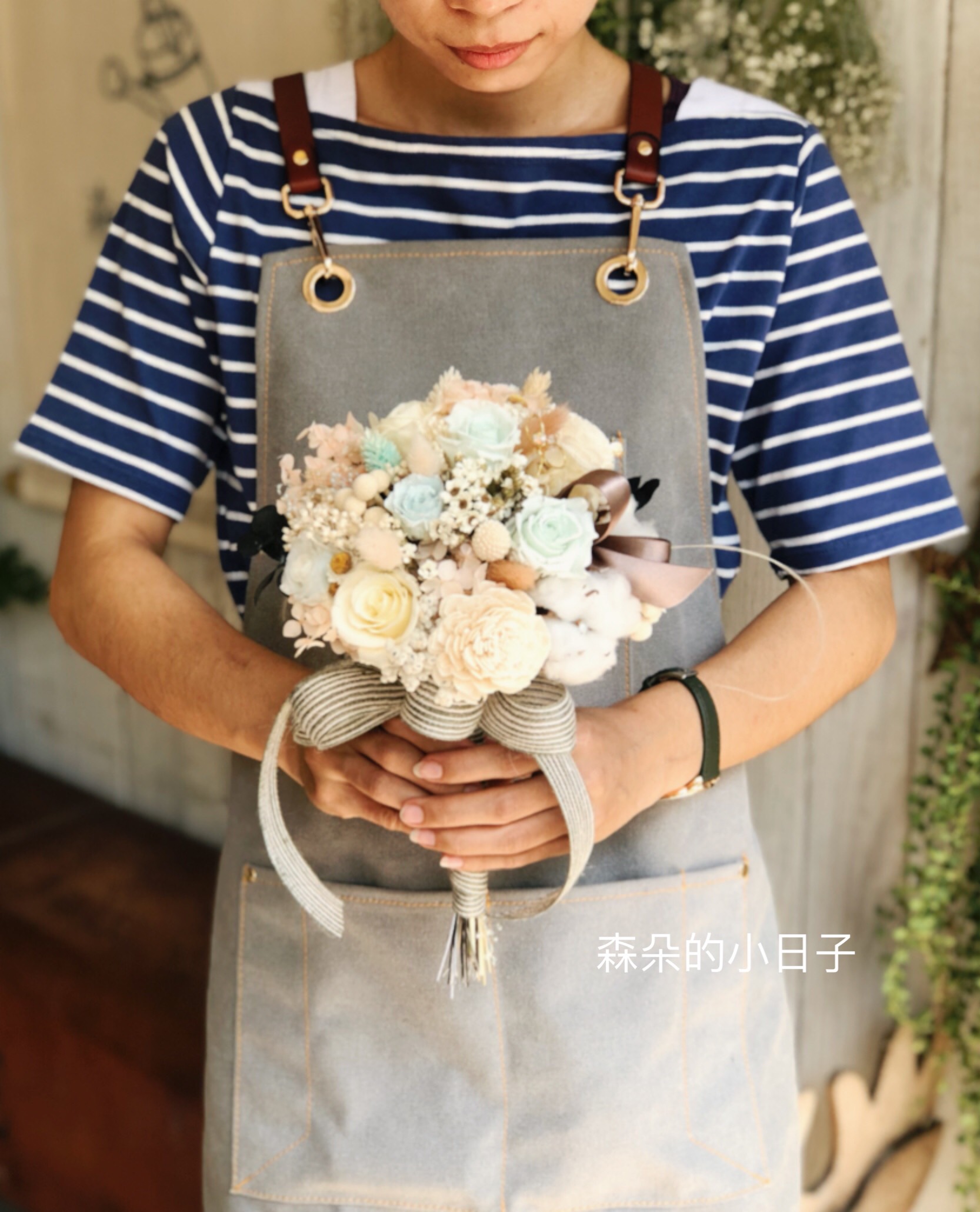 NO.40 ホワイトグリーンのブーケ&ブートニア&ヘッドドレスのセット