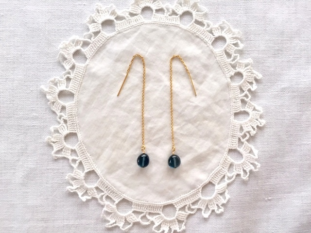 ＊14kgf ロンドンブルートパーズ タンブルのアメリカンピアス イヤリング