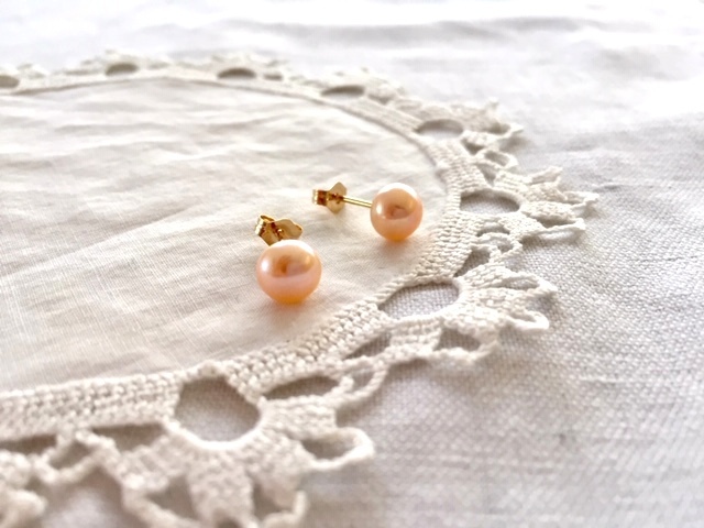 Petit Bain 14ktゴールド＆パールシングルピアス Ф Petit bain 14ktゴールド＆パールシングルピアス - Sophie Bille