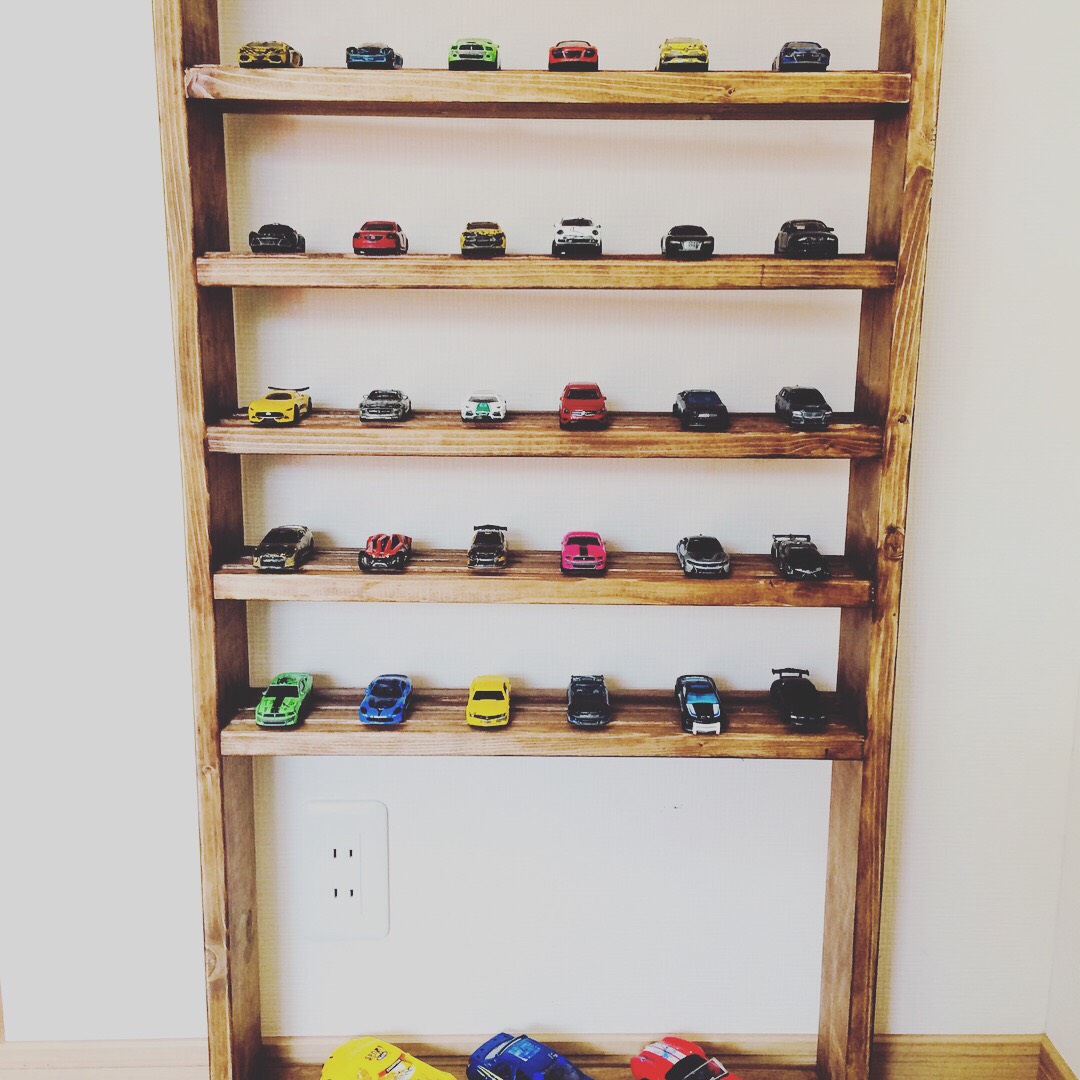 ウォルナット/プラレール＆トミカ収納棚・Mサイズ/スリムだからスッキリ片付けれる★