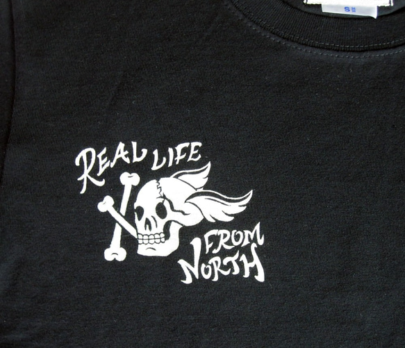 REAL LIFE SKULL TEE Black 4枚目の画像