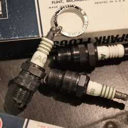 Old Stock "AC" Spark Plugs Remake Keyring 2枚目の画像