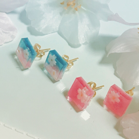 【樹脂】桜ピアスorイヤリング〜青空と桜〜 5枚目の画像
