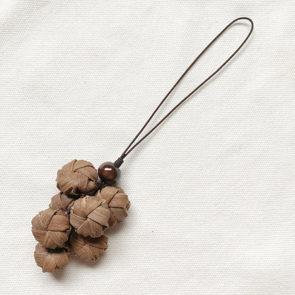 国産 山葡萄 バッグチャーム（ぶどう中）【受注製作】 バッグチャーム