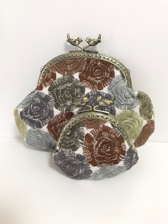刺繍シリーズ  pjc 「モネの薔薇」茶系色 ポーチセット  「Creema限定」 送料無料 4枚目の画像
