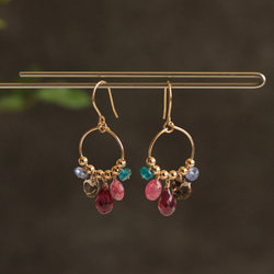 五色天然石鉤耳環配紅寶石和煙晶粉紅色尖晶石（耳環可更換） 第5張的照片