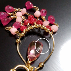 粉紅色托帕石*鬱金香顏色吊燈耳環（刺穿改變） 第3張的照片
