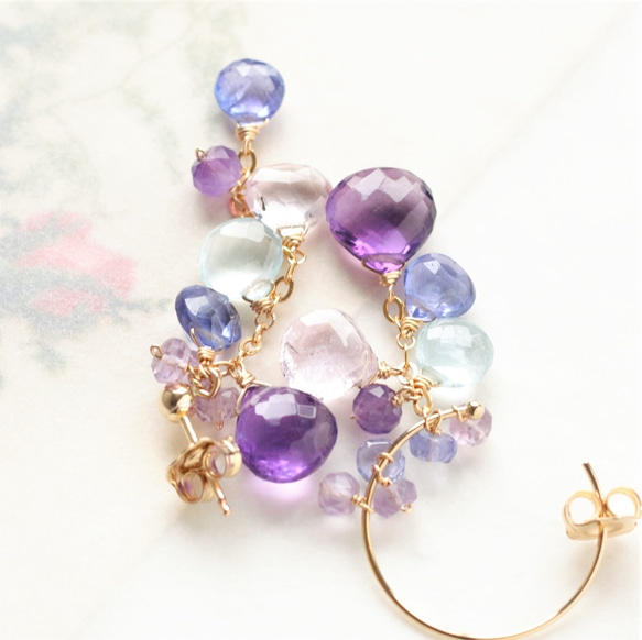 紫水晶繡球花顏色不對稱耳環（可更換耳環） 第4張的照片