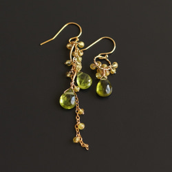 含羞草耳環 * 橄欖石和 Songea 藍寶石不對稱耳環 / 耳環 第9張的照片