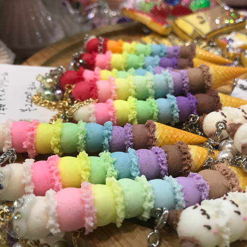 7段アイスクリームのバッグチャーム バッグチャーム risasstore