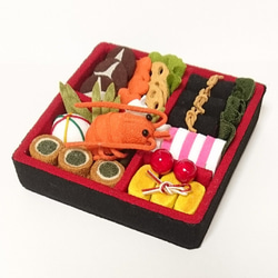 ちりめん細工「かわいいおせち【大きめ】」 その他置物 黒ごまきなこ