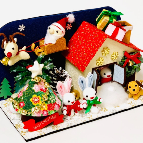 ～クリスマス仕様～ちりめん細工　吊り飾り　クリスマス　聖夜　あんぱんまん小物 クリスマス 飾り おしゃれ つるし飾り サンタとソリ 吊るし飾り
