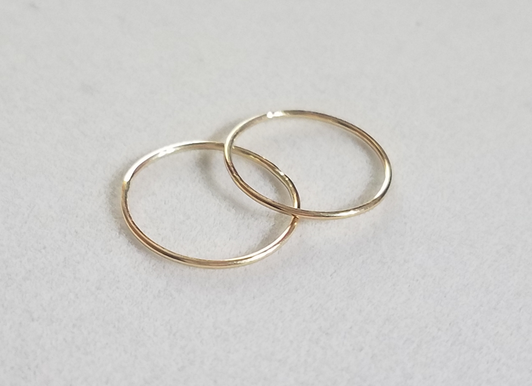 【k10】0.8㎜幅 シンプルリング　(１本売り)