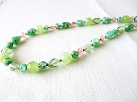 ぽっちゃりさんに　ヨーロッパアンティークガラスネックレス35