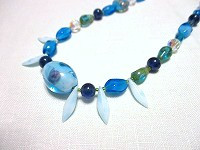 ぽっちゃりさんに　ヨーロッパアンティークガラスネックレス38
