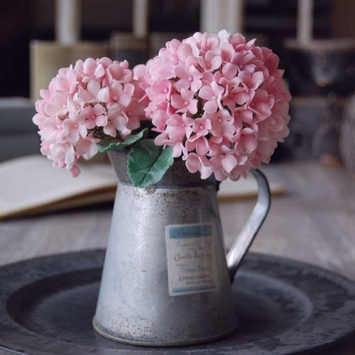 ミニ紫陽花を ブリキ ピッチャーポットに飾って・・・ピンク 高さ約16