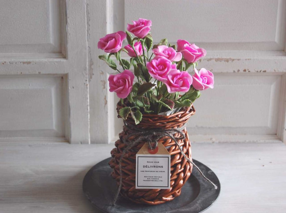 ◆粘土のお花◆　薔薇・・・ピンク　高さ約25センチ　B574 4枚目の画像