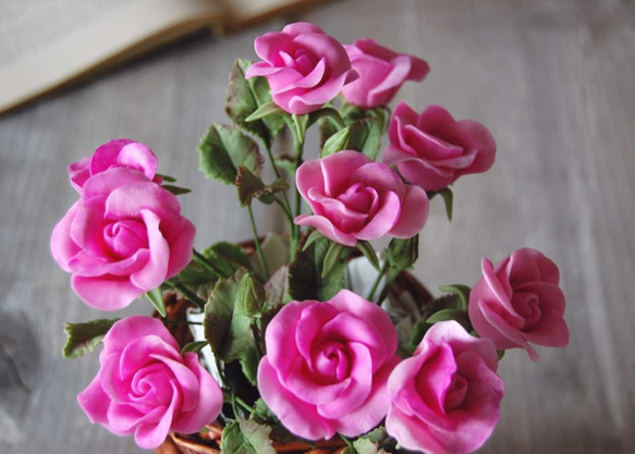 ◆粘土のお花◆　薔薇・・・ピンク　高さ約25センチ　B574 8枚目の画像