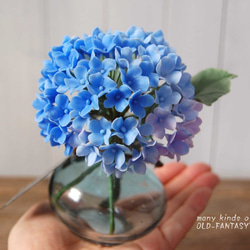 紫陽花を小瓶に飾って・・・ブルー＆パープル　Sサイズ　約12センチ　A384 1枚目の画像