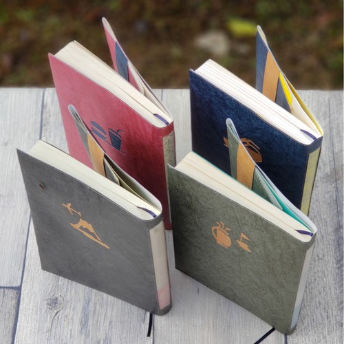 便利☆背表紙タイトルが見えるブックカバー[新書本](B40判) ブック