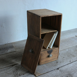 【アンティーク・リメイク家具】小さなけんどん箱 3枚目の画像