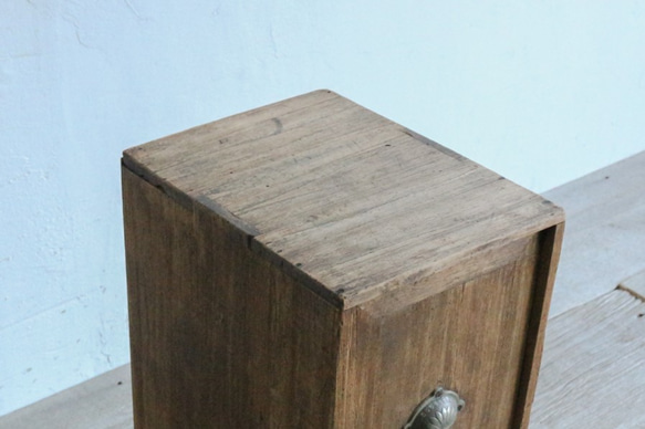 【アンティーク・リメイク家具】小さなけんどん箱 7枚目の画像