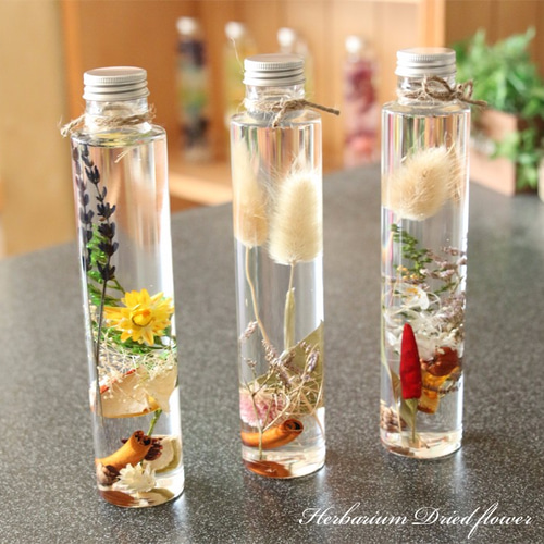 ◆ハーバリウム　213 華やかな染めバラ*.:。✿*゜¨゜テーパー ◇ハーバリウム213 華やかな染めバラ*.:。✿*゜¨゜テーパー