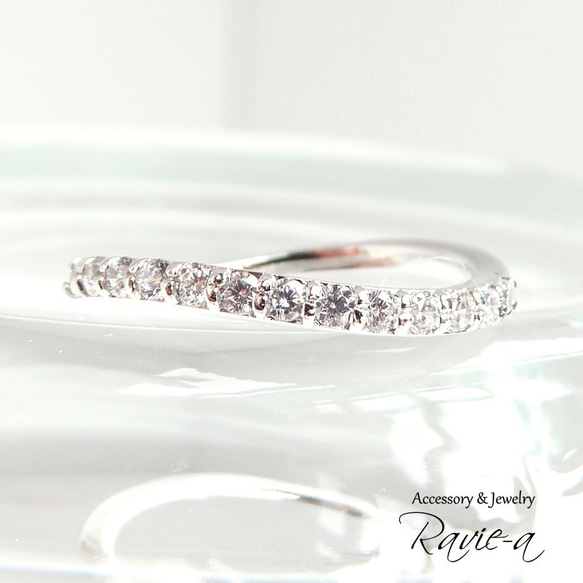 エタニティリング プラチナ シルバー925 ハーフエタニティ ウェーブデザイン 婚約指輪 結婚指輪 1枚目の画像