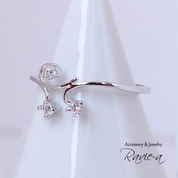 Pinky 戒指 精緻的銀色阿拉伯花紋 晶瑩剔透 第4張的照片