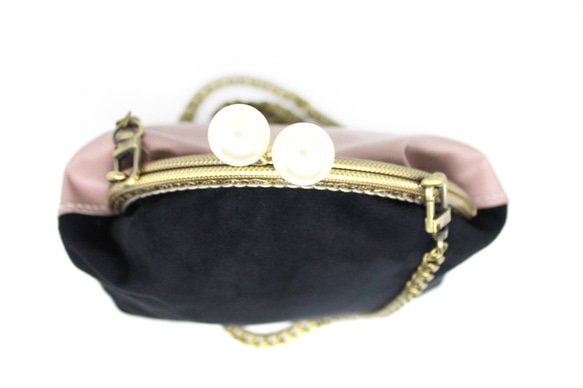 Vintage Style 2 Colours Leather Cross Body Clasp Bag- Pearl 4枚目の画像